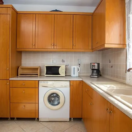 Socrates Traditional House Holiday home *