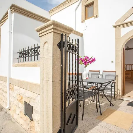 Socrates Traditional House