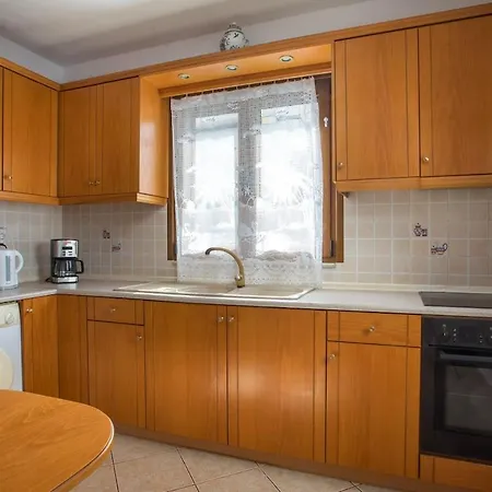 Socrates Traditional House Semesterbostad *