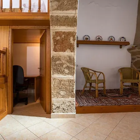Сasa de vacaciones Socrates Traditional House Charaki
