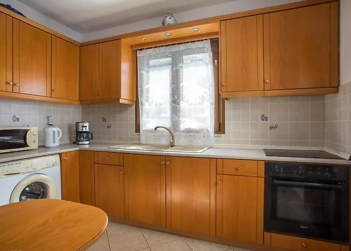 Socrates Traditional House بيت للعطل *