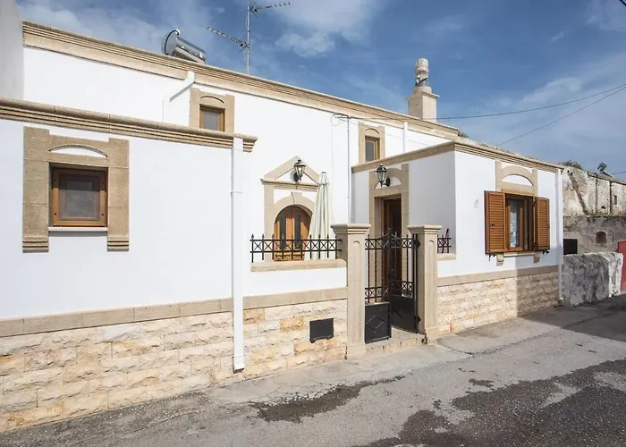 Socrates Traditional House 펜션